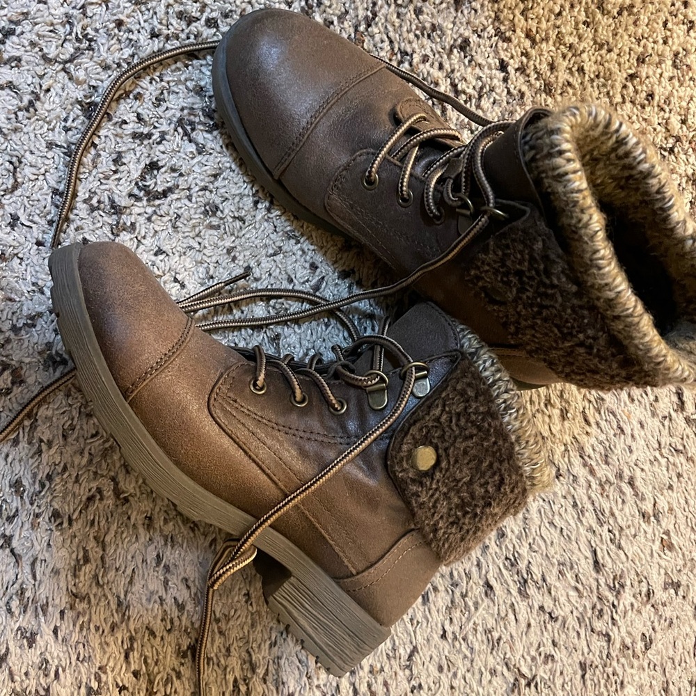 Womens boots
